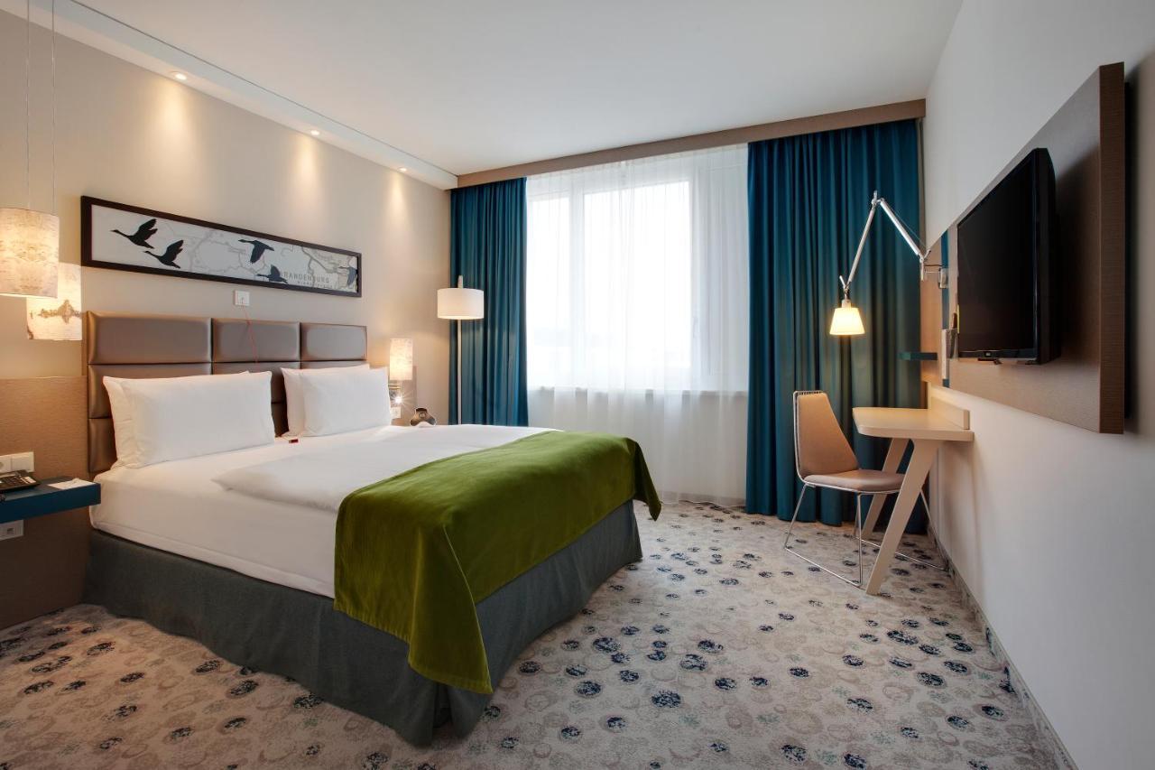 Holiday Inn Berlin City East Side, An Ihg Hotel Екстер'єр фото